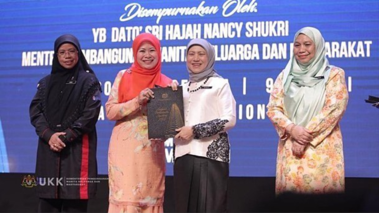 Majlis Anugerah Perkhidmatan Cemerlang KPWKM Tahun 2022